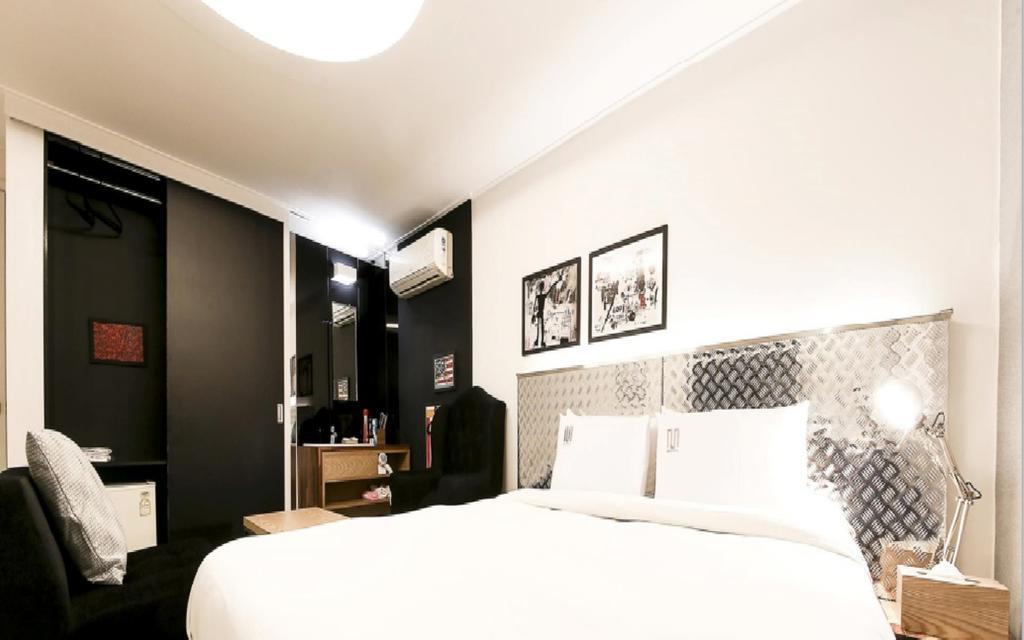 Merdi Hotel Suwon Exterior foto