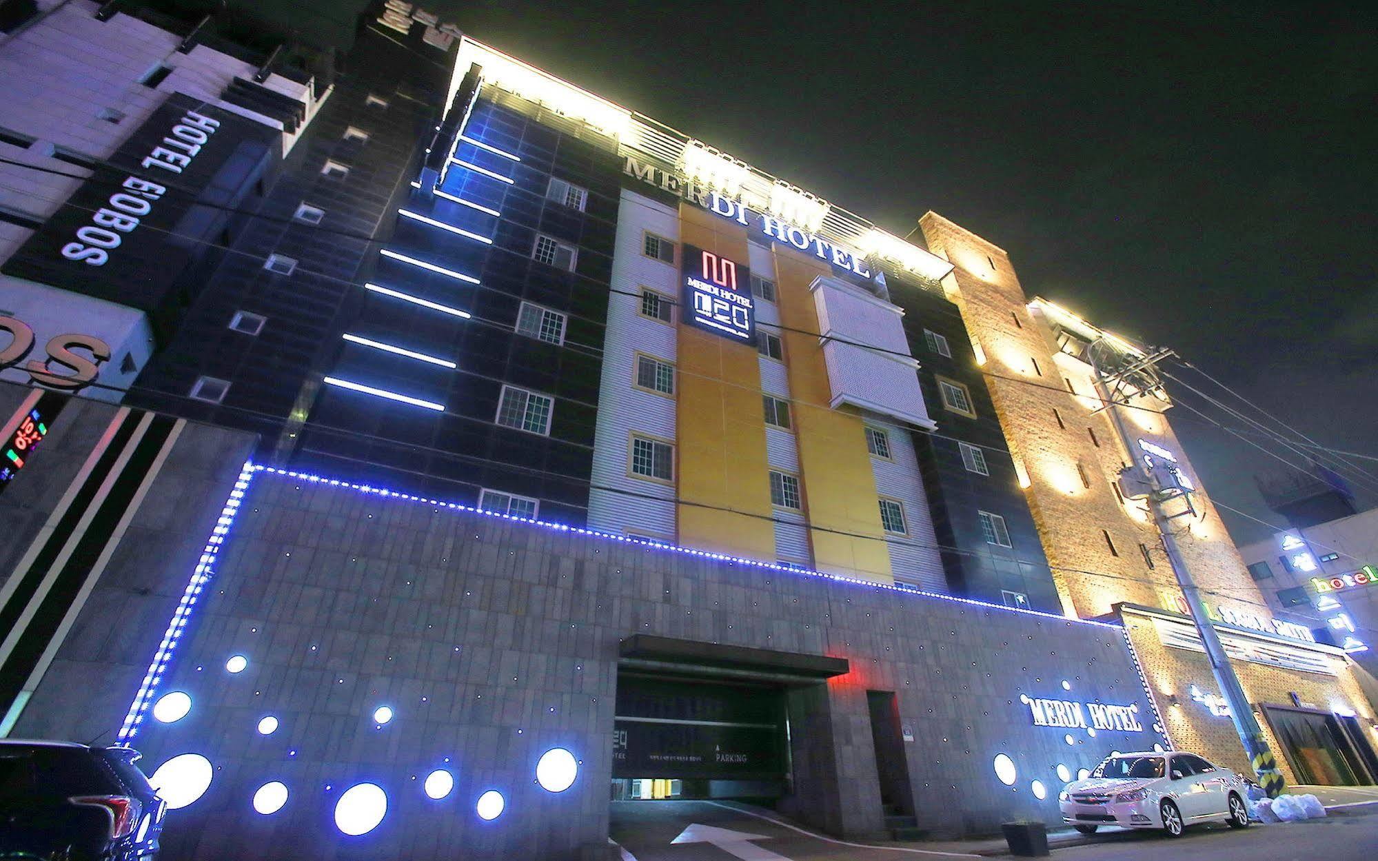 Merdi Hotel Suwon Exterior foto